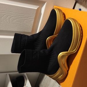 New Louis Vuitton Archlight Sock-Sneakers Black and Gold size 39.5